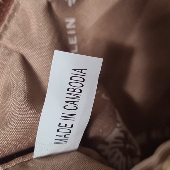 Anne Klein quilted wristlet - Picture 8 of 8